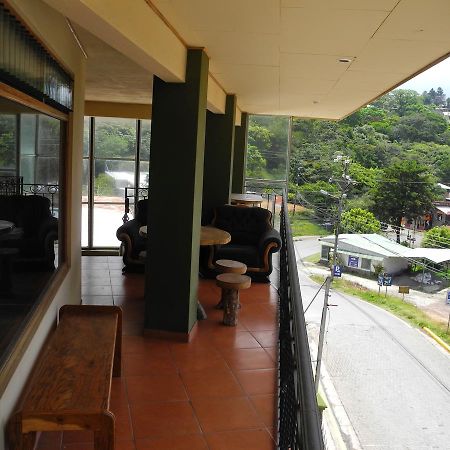 Sleepers Sleep Cheaper HostelMonteverde エクステリア 写真